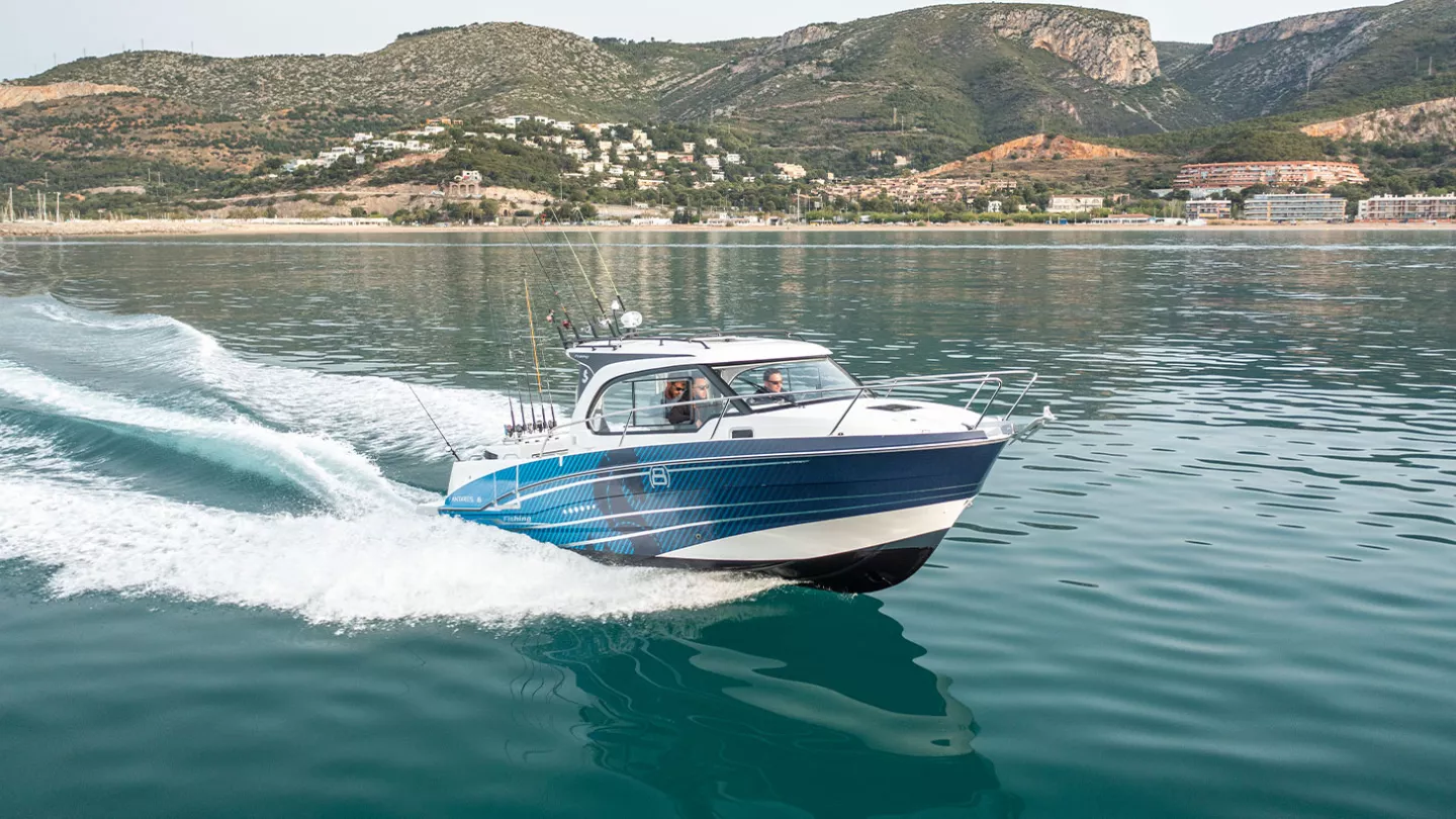 Barco a motor Beneteau Antares 8 Fishing