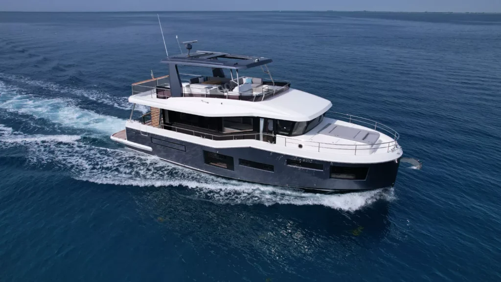 beneteau grand trawler 63