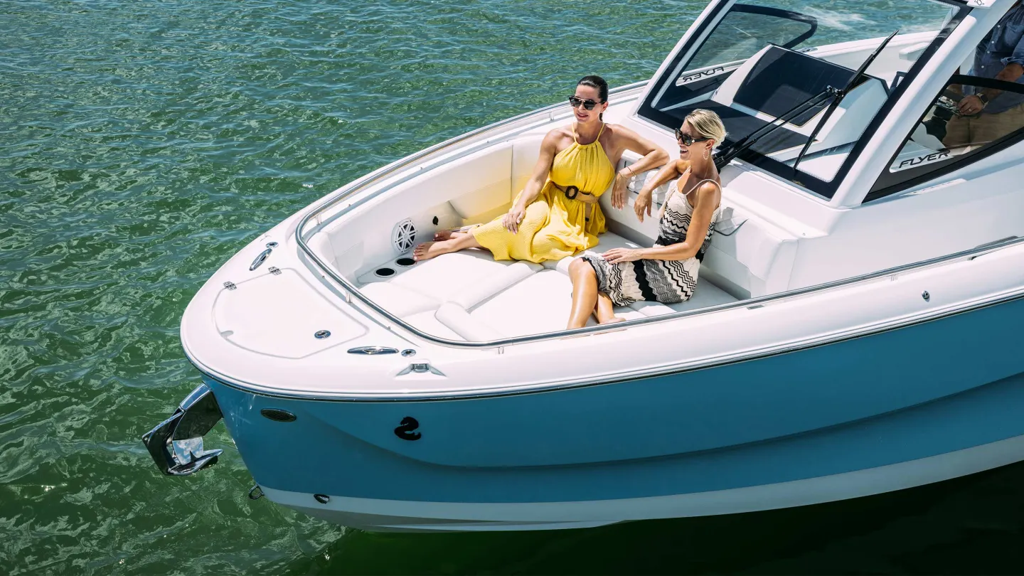 Lancha Beneteau Flyer 30 navegando